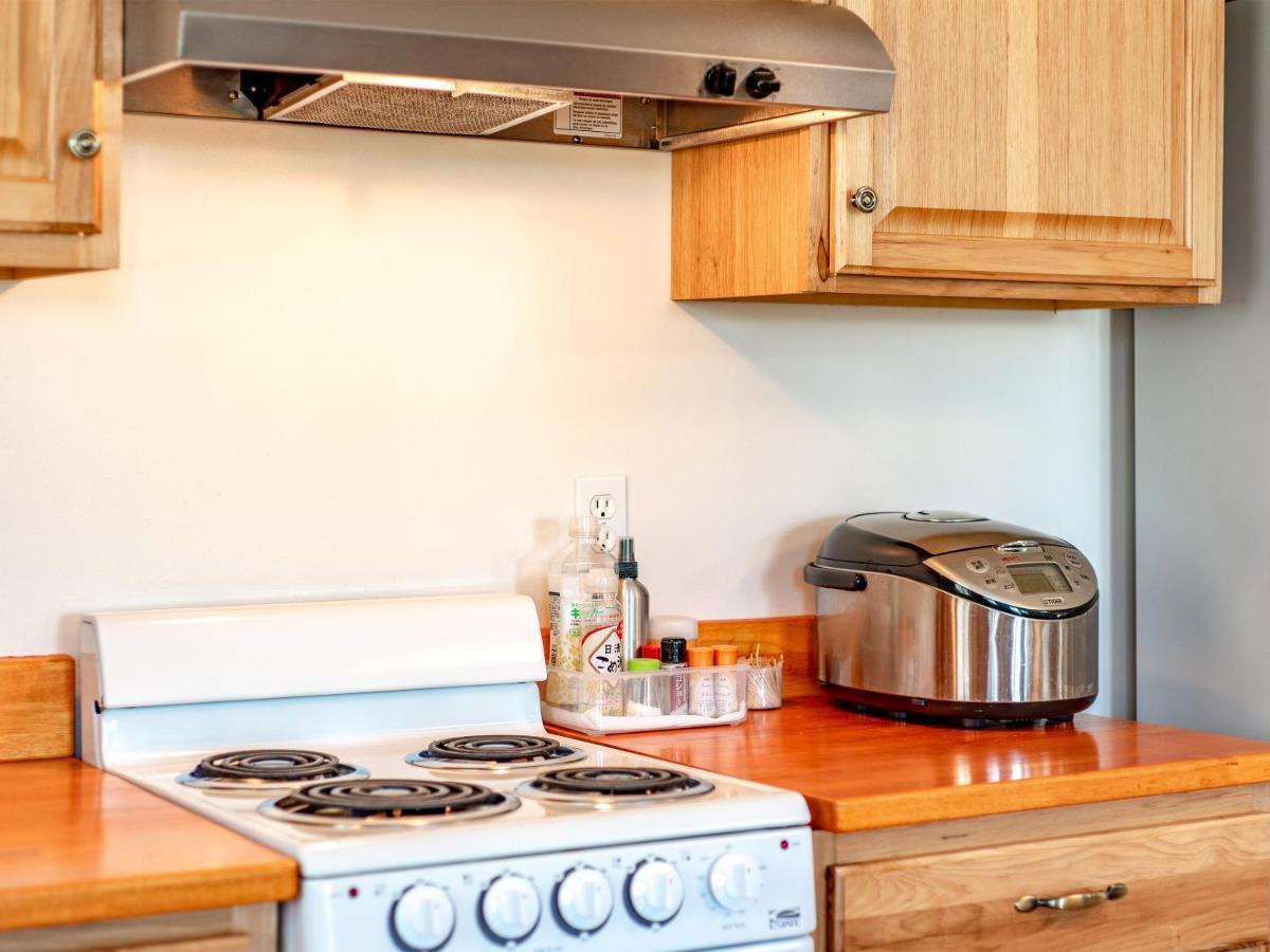 Island Breeze Appartement Onna Buitenkant foto