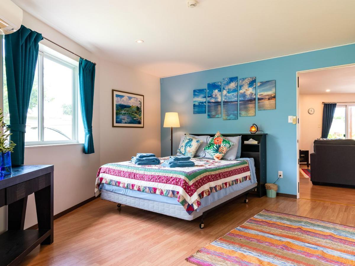 Island Breeze Appartement Onna Buitenkant foto