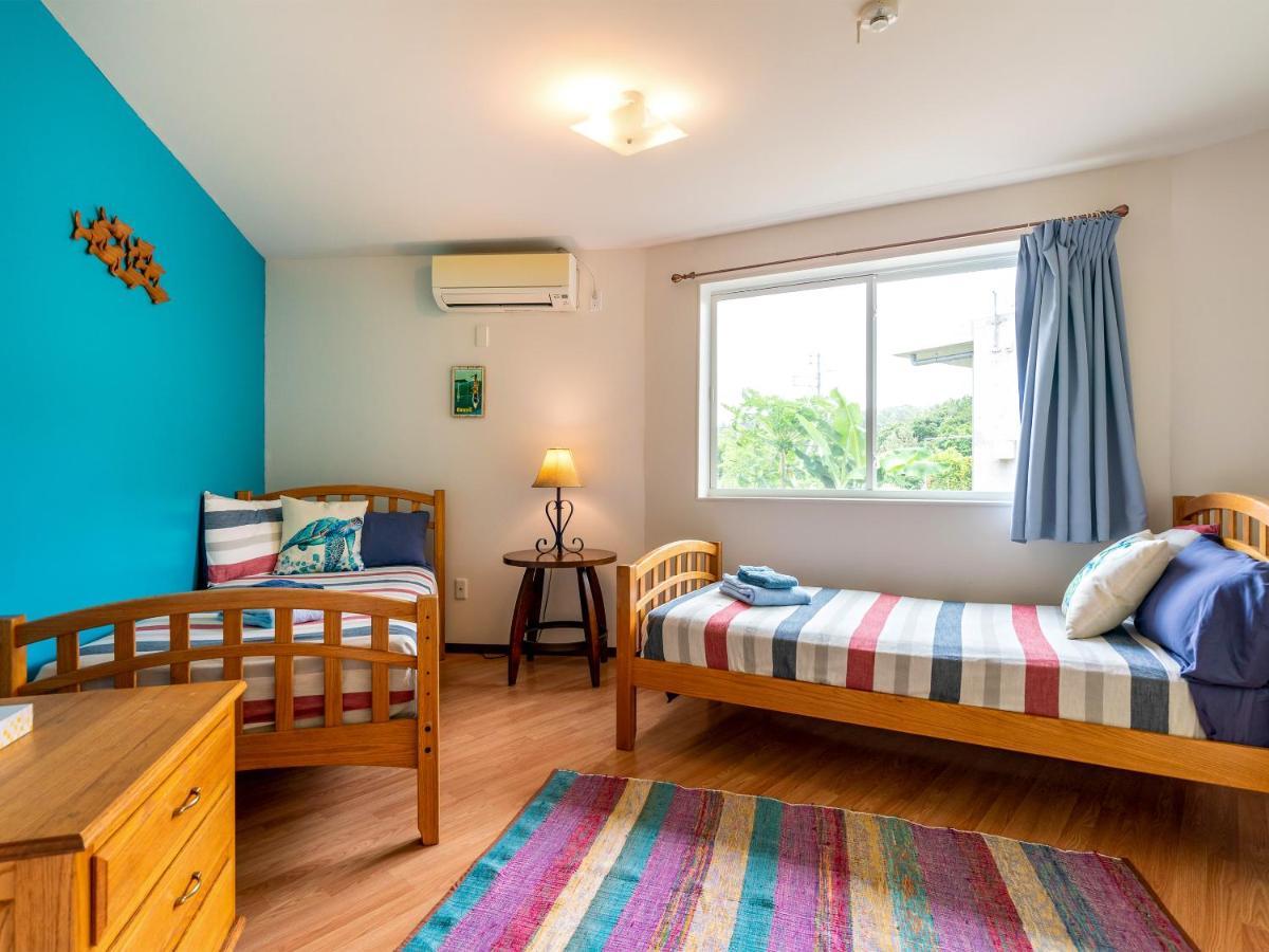 Island Breeze Appartement Onna Buitenkant foto
